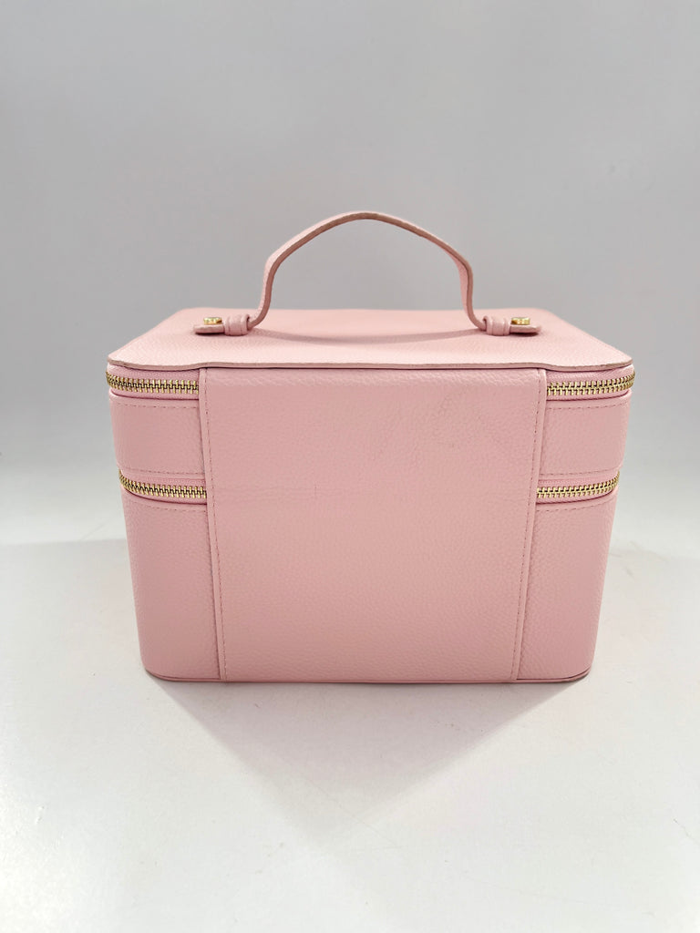 Cosmetic box